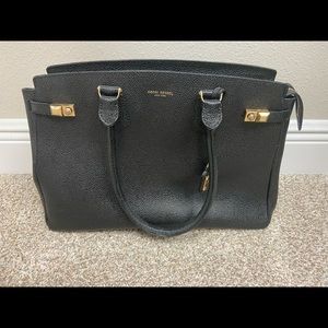 Henri Bendel bag